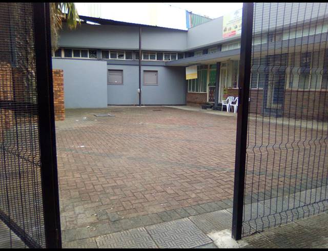 472M² BUSINESS FOR SALE IN RUSTENBURG CENTRAL